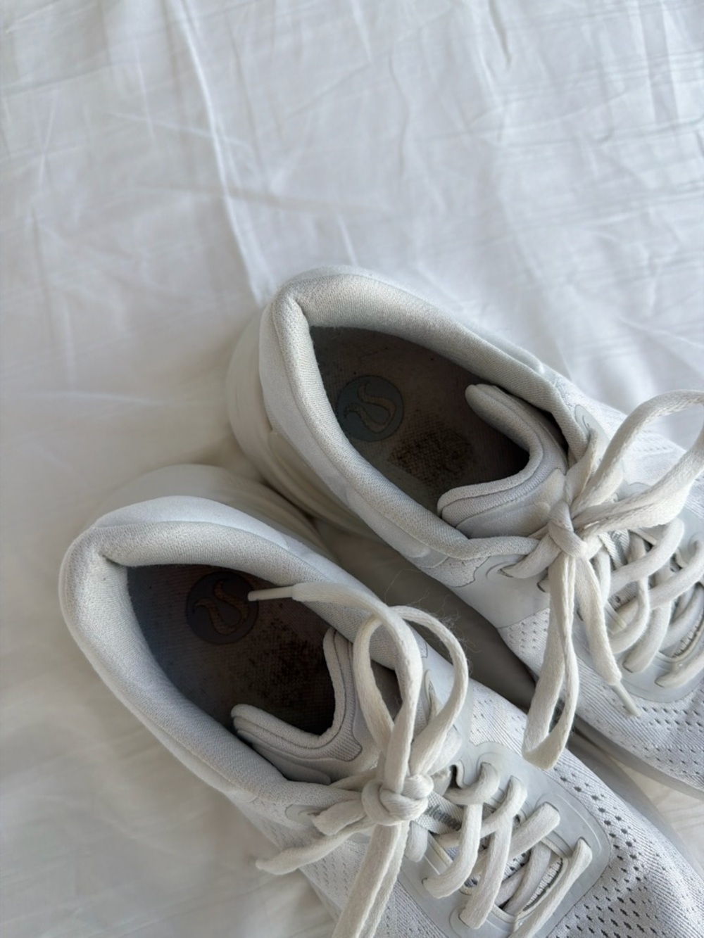 LULULEMON Beyondfeel sneakers Women’s White Athletic Sneakers-Lightweight Cofort - Picture 7 of 10